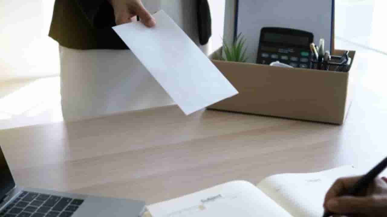 Viral: ಕಂಪನಿ ನನ್ನನ್ನು ನಡೆಸಿಕೊಂಡ ರೀತಿ ಇದು; ಟಾಯ್ಲೆಟ್ ಪೇಪರ್ನಲ್ಲಿ ರಾಜೀನಾಮೆ ಪತ್ರ ಬರೆದು ಉದ್ಯೋಗ ತೊರೆದ ವ್ಯಕ್ತಿ