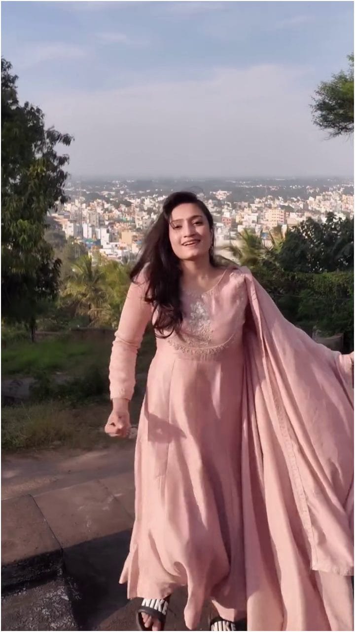 ಭರ್ಜರಿ ಡ್ಯಾನ್ಸ್  ಮಾಡಿದ ಕಿರುತೆರೆ ನಟಿ ವೈಷ್ಣವಿ