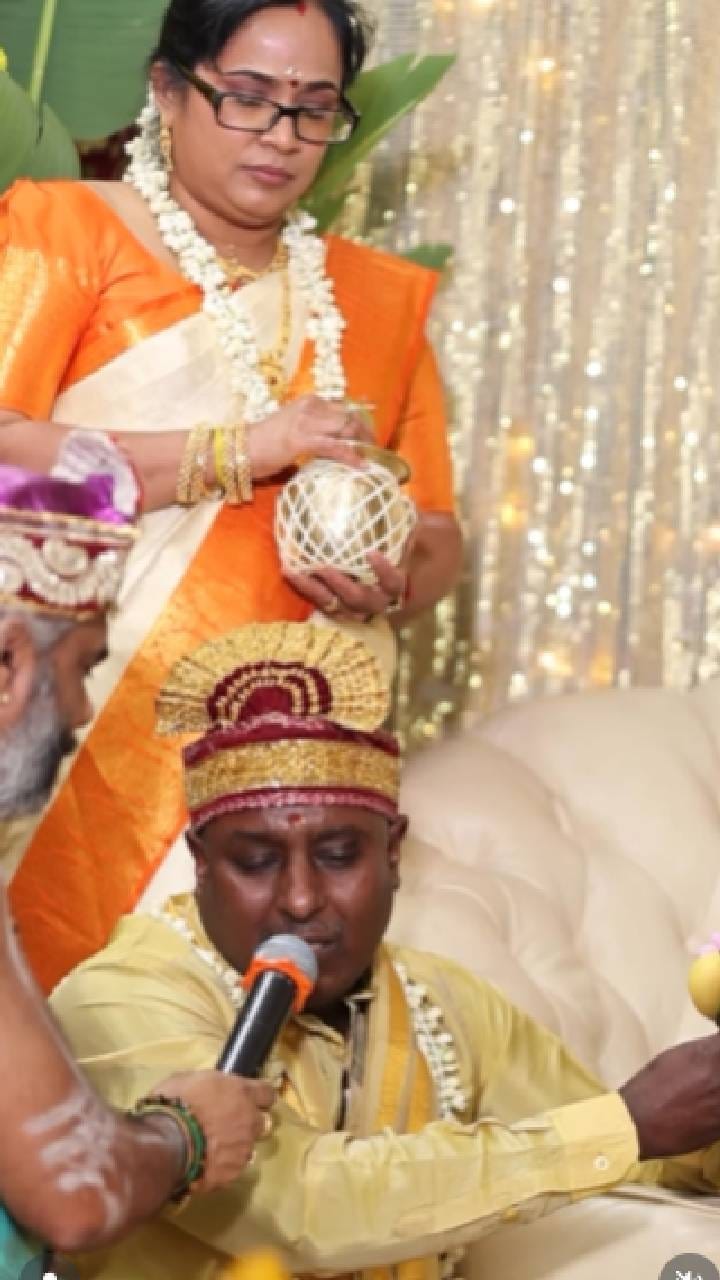 ಮಗಳನ್ನು ಧಾರೆಯೆರೆದು ಕೊಡುವಾಗ ಬಿಕ್ಕಿ ಬಿಕ್ಕಿ ಅತ್ತ ಅಪ್ಪ