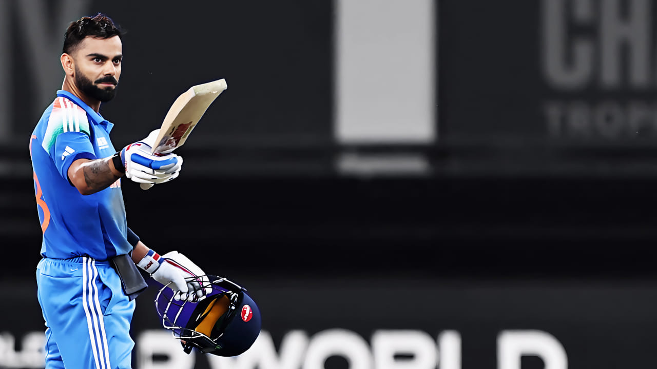 ಏಕದಿನ ಕ್ರಿಕೆಟ್​​ನಲ್ಲಿ ವಿರಾಟ್ ಕೊಹ್ಲಿಯ (Virat Kohli) ದರ್ಬಾರ್ ಮುಂದುವರೆದಿದೆ. ಆಸ್ಟ್ರೇಲಿಯಾ ವಿರುದ್ಧದ ಸರಣಿಯ ಕೊನೆಯ ಪಂದ್ಯದಲ್ಲಿ ಅರ್ಧಶತಕ ಸಿಡಿಸಿದ್ದ ಕಿಂಗ್ ಕೊಹ್ಲಿ ಇದೀಗ ಸೌತ್ ಆಫ್ರಿಕಾ ವಿರುದ್ಧದ ಮೊದಲ ಪಂದ್ಯದಲ್ಲಿ ಶತಕ ಬಾರಿಸಿದ್ದಾರೆ. ಈ ಶತಕದೊಂದಿಗೆ ಭರ್ಜರಿ ದಾಖಲೆಯನ್ನು ಸಹ ಬರೆದಿದ್ದಾರೆ.