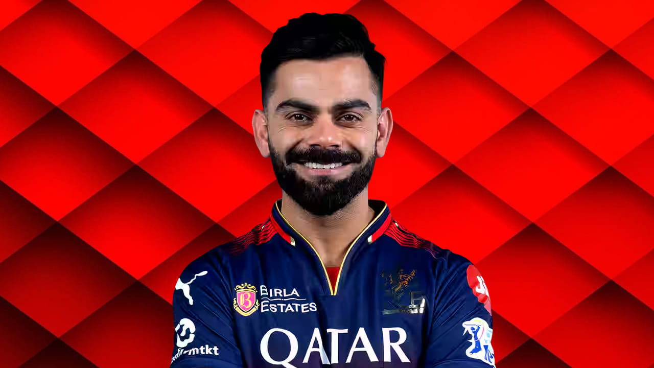 ವಿರಾಟ್ ಕೊಹ್ಲಿ: ಫಿಲ್ ಸಾಲ್ಟ್ ಜೊತೆ ಆರಂಭಿಕನಾಗಿ ವಿರಾಟ್ ಕೊಹ್ಲಿ ಮುಂದುವರೆಯುವುದು ಖಚಿತ. ಏಕೆಂದರೆ ಕಳೆದ ಸೀಸನ್​ನಲ್ಲಿ ಸಾಲ್ಟ್-ಕೊಹ್ಲಿ ಜೋಡಿ ಆರ್​ಸಿಬಿ ಪಡೆಗೆ ಅತ್ಯುತ್ತಮ ಆರಂಭ ಒದಗಿಸುವಲ್ಲಿ ಯಶಸ್ವಿಯಾಗಿದ್ದರು. ಹೀಗಾಗಿ ಈ ಜೋಡಿಯನ್ನೇ ಈ ಬಾರಿ ಕೂಡ ಮುಂದುವರೆಸಲಿದ್ದಾರೆ.