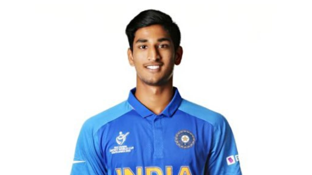 ವಿದ್ಯಾಧರ ಪಾಟೀಲ್: ಕರ್ನಾಟಕದ  ವೇಗಿ ವಿದ್ಯಾಧರ ಪಾಟೀಲ್ ಕೂಡ ಈ ಬಾರಿ ಅನ್​ಸೋಲ್ಡ್ ಆಗಿದ್ದಾರೆ. 30 ಲಕ್ಷ ರೂ. ಮೂಲ ಬೆಲೆಯೊಂದಿಗೆ ಆಕ್ಷನ್ ಪಟ್ಟಿಯಲ್ಲಿ ಸ್ಥಾನ ಪಡೆದಿದ್ದ ವಿದ್ಯಾಧರ್ ಅವರನ್ನು ಖರೀದಿಸಲು ಯಾವುದೇ ಫ್ರಾಂಚೈಸಿ ಮುಂದೆ ಬರಲಿಲ್ಲ.