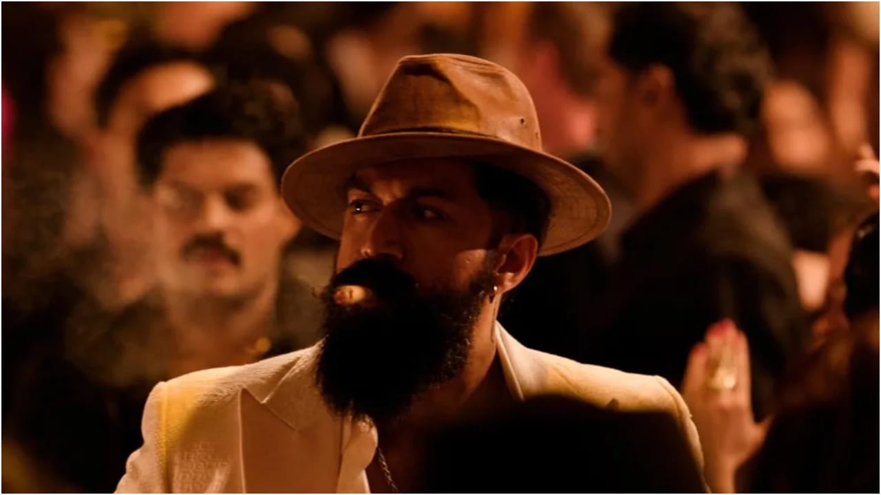 ‘ಟಾಕ್ಸಿಕ್’ಗಾಗಿ ಒಂದಾದ ಎರಡು ದೊಡ್ಡ ಶಕ್ತಿಗಳು; ಯಶ್ ಫ್ಯಾನ್ಸ್ಗೆ ಹಬ್ಬದೂಟ ಫಿಕ್ಸ್ ‘ಟಾಕ್ಸಿಕ್’ಗಾಗಿ ಒಂದಾದ ಎರಡು ದೊಡ್ಡ ಶಕ್ತಿಗಳು; ಯಶ್ ಫ್ಯಾನ್ಸ್ಗೆ ಹಬ್ಬದೂಟ ಫಿಕ್ಸ್