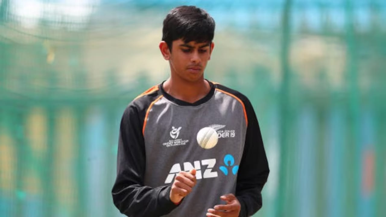 ಆ ನಂತರ 2020 ರ ಅಂಡರ್-19 ವಿಶ್ವಕಪ್ನಲ್ಲಿ ನ್ಯೂಜಿಲೆಂಡ್ ತಂಡವನ್ನು ಪ್ರತಿನಿಧಿಸಿದ ಆದಿತ್ಯ, ಡಿಸೆಂಬರ್ 2021 ರಲ್ಲಿ ಆಕ್ಲೆಂಡ್ ಪರ ತಮ್ಮ ವೃತ್ತಿಪರ ಟಿ20 ಕ್ರಿಕೆಟ್ ಪದಾರ್ಪಣೆ ಮಾಡಿದರು. ಆ ಬಳಿಕ ಮೂರು ಸ್ವರೂಪಗಳಲ್ಲಿ ತಂಡದ ನಿಯಮಿತ ಸದಸ್ಯರಾದರು. 2022-23 ರ ಆವೃತ್ತಿಯಲ್ಲಿ ಅದ್ಭುತ ಪ್ರದರ್ಶನ ನೀಡಿದ ಆದಿತ್ಯಗೆ ವರ್ಷದ ನ್ಯೂಜಿಲೆಂಡ್ ಯುವ ಕ್ರಿಕೆಟಿಗ ಪ್ರಶಸ್ತಿಯೂ ಲಭಿಸಿತು.