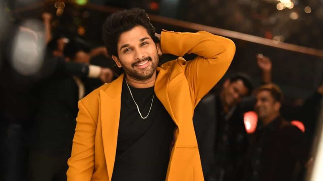‘ತುಂಬಾ ಚೆನ್ನಾಗಿ ಮಾಡಿದಿರಾ’ ಟ್ವೀಟ್ನಲ್ಲಿ ಕನ್ನಡ ಬಳಸಿದ ಅಲ್ಲು ಅರ್ಜುನ್, ಕಾರಣ? ‘ತುಂಬಾ ಚೆನ್ನಾಗಿ ಮಾಡಿದಿರಾ’ ಟ್ವೀಟ್ನಲ್ಲಿ ಕನ್ನಡ ಬಳಸಿದ ಅಲ್ಲು ಅರ್ಜುನ್, ಕಾರಣ?