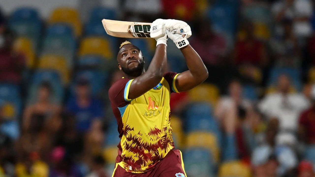 ಇದಕ್ಕೂ ಮುನ್ನ ಈ ಭರ್ಜರಿ ದಾಖಲೆ ವೆಸ್ಟ್ ಇಂಡೀಸ್ನ ಆ್ಯಂಡ್ರೆ ರಸೆಲ್ ಹೆಸರಿನಲ್ಲಿತ್ತು. ರಸೆಲ್ ಕೇವಲ 2942 ಎಸೆತಗಳಲ್ಲಿ 5000 ರನ್ ಪೂರೈಸಿದ್ದರು. ಈ ಮೂಲಕ 3 ಸಾವಿರಕ್ಕಿಂತ ಕಡಿಮೆ ಎಸೆತಗಳಲ್ಲಿ 5 ರನ್ ಪೂರೈಸಿದ ವಿಶ್ವದ ಏಕೈಕ ಬ್ಯಾಟರ್ ಎನಿಸಿಕೊಂಡಿದ್ದರು.