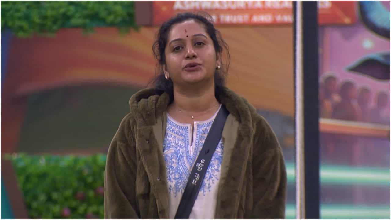 ಕ್ಯಾಪ್ಟನ್ಸಿ ನಂಗೇ ಕೊಡಿ ಎಂದು ಬಿಗ್ ಬಾಸ್ ಬಳಿ ಹಠ ಹಿಡಿದ ಅಶ್ವಿನಿ; ಇದೆಂಥಾ ಲಾಜಿಕ್? ಕ್ಯಾಪ್ಟನ್ಸಿ ನಂಗೇ ಕೊಡಿ ಎಂದು ಬಿಗ್ ಬಾಸ್ ಬಳಿ ಹಠ ಹಿಡಿದ ಅಶ್ವಿನಿ; ಇದೆಂಥಾ ಲಾಜಿಕ್?