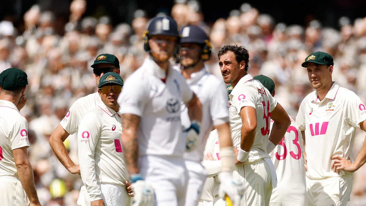 AUS vs ENG: ಕುತೂಹಲಘಟ್ಟದತ್ತ ಆ್ಯಶಸ್ ಟೆಸ್ಟ್: ಗೆಲ್ಲೋದು ಯಾರು? AUS vs ENG: ಕುತೂಹಲಘಟ್ಟದತ್ತ ಆ್ಯಶಸ್ ಟೆಸ್ಟ್: ಗೆಲ್ಲೋದು ಯಾರು?