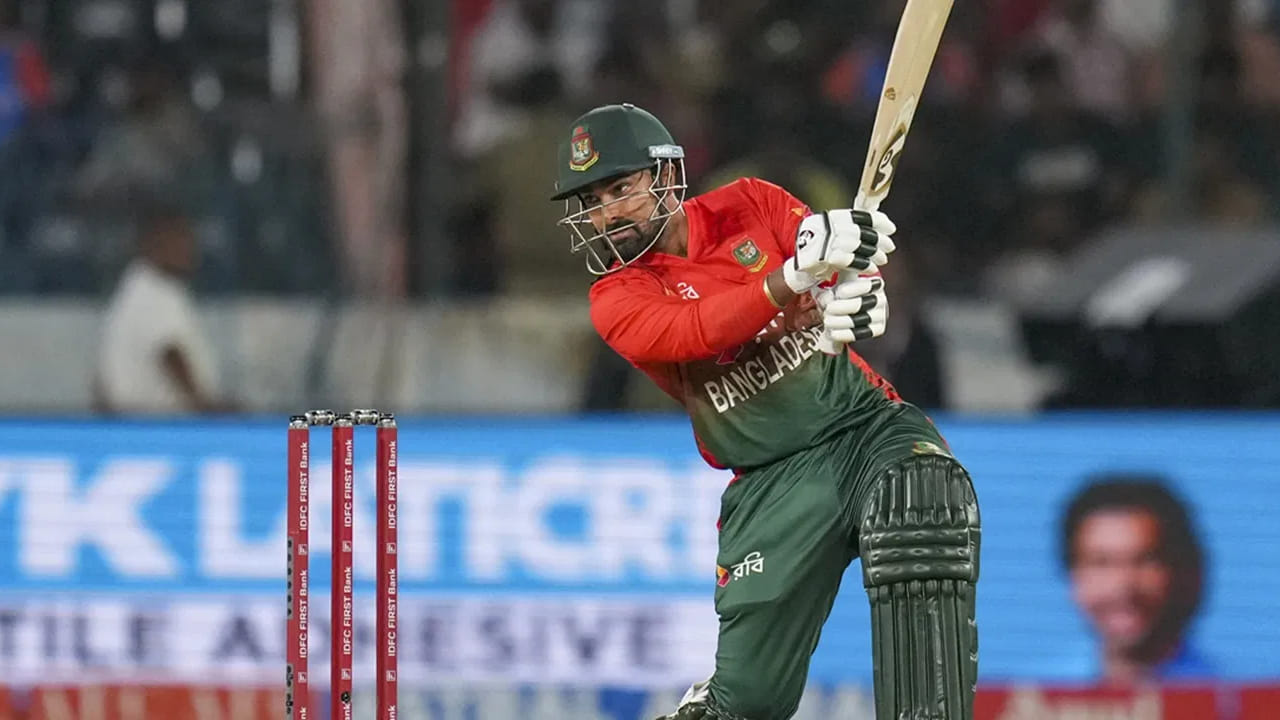 ಪಾಕಿಸ್ತಾನದ ನಂತರ ಬಾಂಗ್ಲಾದೇಶ ಎರಡನೇ ಸ್ಥಾನದಲ್ಲಿದೆ. ಈ ತಂಡದ ಆರಂಭಿಕರು ಎಂಟು ಬಾರಿ ಶೂನ್ಯಕ್ಕೆ ಔಟಾಗಿದ್ದಾರೆ. ದಕ್ಷಿಣ ಆಫ್ರಿಕಾ ತಂಡದ ಆರಂಭಿಕರು ಆರು ಬಾರಿ ಶೂನ್ಯಕ್ಕೆ ಔಟಾಗಿದ್ದು, ಮೂರನೇ ಸ್ಥಾನದಲ್ಲಿದೆ. ಶ್ರೀಲಂಕಾದ ಆರಂಭಿಕರು ಐದು ಬಾರಿ ಶೂನ್ಯಕ್ಕೆ ಔಟಾಗಿದ್ದಾರೆ.