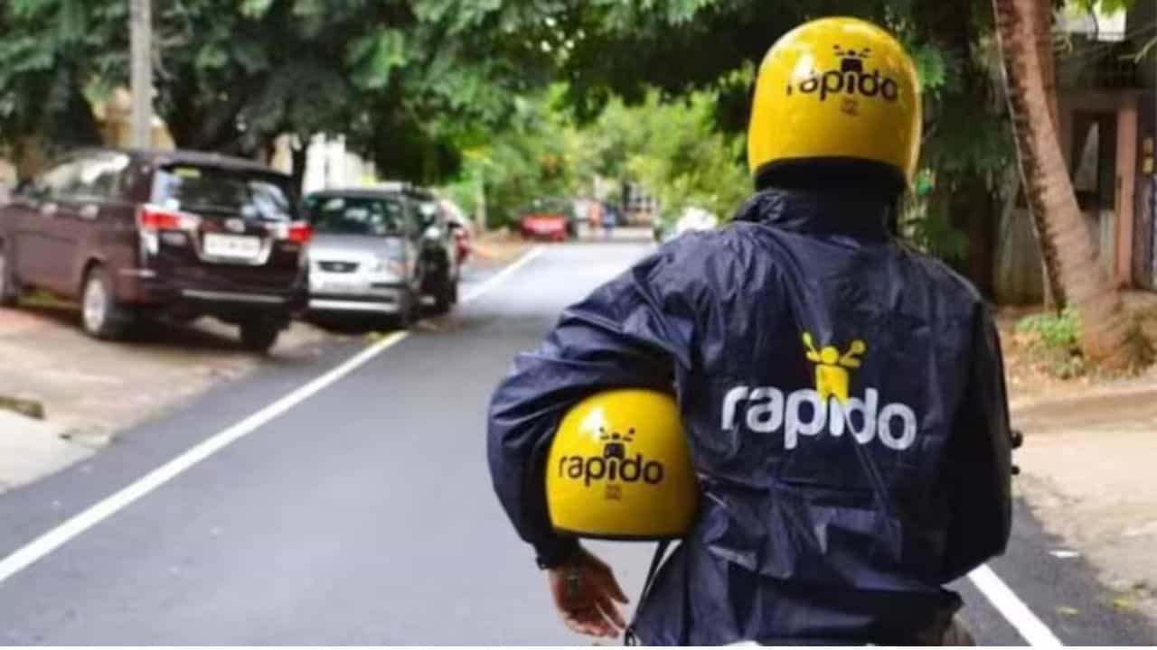 ಇದು ಮಧ್ಯಮ ವರ್ಗದ ಹುಡುಗರ ಜೀವನ: ಬೆಂಗಳೂರಿನಲ್ಲಿ 17 ಗಂಟೆ ರ್ಯಾಪಿಡೋ ಓಡಿಸಿ 1,820 ರೂ. ಗಳಿಸಿದ ವ್ಯಕ್ತಿ ಇದು ಮಧ್ಯಮ ವರ್ಗದ ಹುಡುಗರ ಜೀವನ: ಬೆಂಗಳೂರಿನಲ್ಲಿ 17 ಗಂಟೆ ರ್ಯಾಪಿಡೋ ಓಡಿಸಿ 1,820 ರೂ. ಗಳಿಸಿದ ವ್ಯಕ್ತಿ