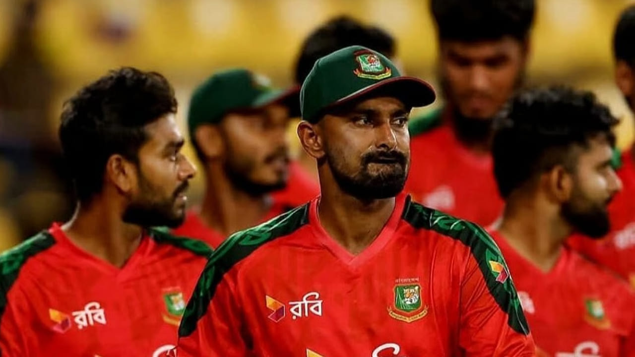 ಹೀಗಾಗಿ ಬಹುಮತದ ಪ್ರಕಾರ ಬಾಂಗ್ಲಾದೇಶ ಭಾರತದಲ್ಲಿ ತನ್ನ ಪಂದ್ಯಗಳನ್ನು ಆಡಲೇಬೇಕೆಂದು ಐಸಿಸಿ ಸೂಚಿಸಿದೆ. ಮಾತ್ರವಲ್ಲದೆ. ಐಸಿಸಿ ತನ್ನ ಸರ್ಕಾರವನ್ನು ಮನವೊಲಿಸಲು ಬಾಂಗ್ಲಾದೇಶ ಮಂಡಳಿಗೆ ಸ್ಪಷ್ಟವಾಗಿ ಸೂಚನೆ ನೀಡಿದೆ. ಹಾಗೆಯೇ ಬಾಂಗ್ಲಾದೇಶ ಭಾರತದಲ್ಲಿ ಆಡದಿದ್ದರೆ, ಬೇರೆ ತಂಡಕ್ಕೆ ಅವಕಾಶ ನೀಡುವುದಾಗಿಯೂ ತಿಳಿಸಿದೆ. ಒಂದು ವೇಳೆ ಬಾಂಗ್ಲಾದೇಶ ಟಿ20 ವಿಶ್ವಕಪ್‌ನಿಂದ ಹೊರಬಿದ್ದರೆ, ಸ್ಕಾಟ್ಲೆಂಡ್ ಅದರ ಸ್ಥಾನದಲ್ಲಿ ಆಡಲಿದೆ.