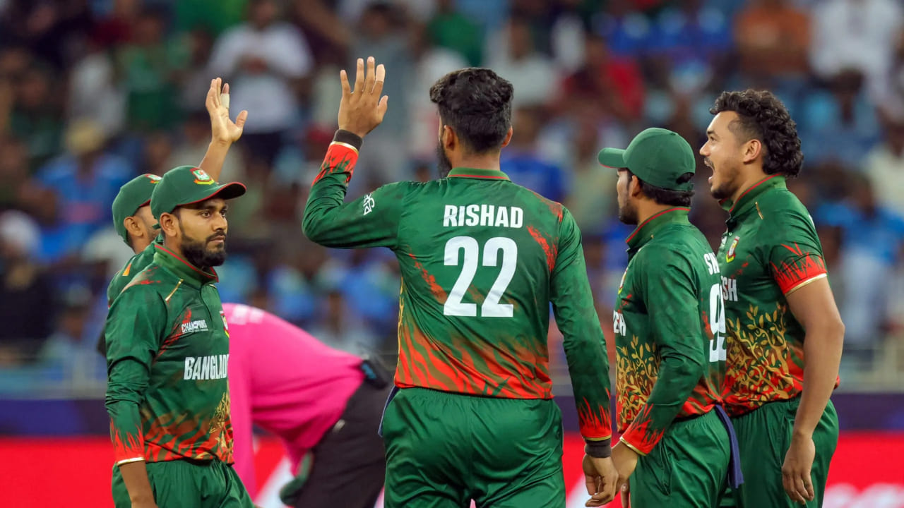 2021, 2022 ಮತ್ತು 2024 ರ ಟಿ20 ವಿಶ್ವಕಪ್ನಲ್ಲಿಯೂ ಬಾಂಗ್ಲಾ ತಂಡದ ಪ್ರದರ್ಶನ ವಿಶೇಷವಾಗಿರಲಿಲ್ಲ. ಆದಾಗ್ಯೂ ಬಾಂಗ್ಲಾ ತಂಡವು ಪ್ರತಿ ವರ್ಷ ಸೂಪರ್ 8 ಮತ್ತು ಸೂಪರ್ 10 ಹಂತಗಳನ್ನು ತಲುಪಿದೆ. ಆದರೆ ಸೆಮಿಫೈನಲ್ಗೆ ಅರ್ಹತೆ ಪಡೆಯುವಲ್ಲಿ ವಿಫಲವಾಗಿದೆ. ಇದೀಗ 2026 ರ ವಿಶ್ವಕಪ್ನಲ್ಲಿ ಬಾಂಗ್ಲಾ ತಂಡದ ಪ್ರದರ್ಶನ ಹೇಗಿರಲಿದೆ ಎಂಬುದನ್ನು ಕಾದುನೋಡಬೇಕಿದೆ.