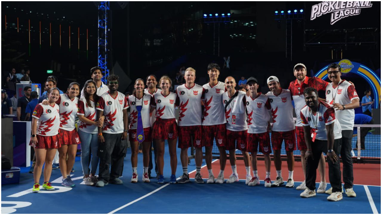 ‘ಬೆಂಗಳೂರು ಜವಾನ್ಸ್’ ತಂಡವು ಆತ್ಮ ವಿಶ್ವಾಸ ಮತ್ತು ಛಲದೊಂದಿದೆ ಉತ್ತಮ ಪ್ರದರ್ಶನ ನೀಡಿದೆ. ಇದು ಬಲಿಷ್ಠ ತಂಡಗಳಲ್ಲಿ ಒಂದಾಗಿದೆ. ಮ್ಯಾಚ್ ನಡೆಯುವಾಗ ಇಡೀ ಕ್ರೀಡಾಂಗಣದಲ್ಲಿ ‘ಜವಾನ್ಸ್’ ಮಯವಾಗಿತ್ತು.