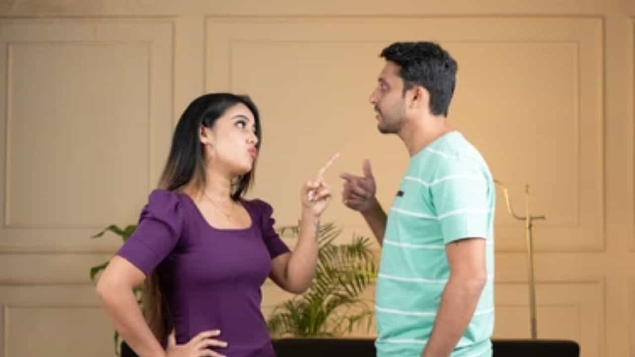 ಬೆಂಗಳೂರು: ಧರ್ಮಸ್ಥಳ ಸಂಘಕ್ಕೆ ಕಟ್ಟಲು ಇಟ್ಟಿದ್ದ 200 ರೂ. ಹಣವನ್ನು ತೆಗೆದ ಗಂಡ, ಬೇಸರದಿಂದ ಪತ್ನಿ ಆತ್ಮಹತ್ಯೆ