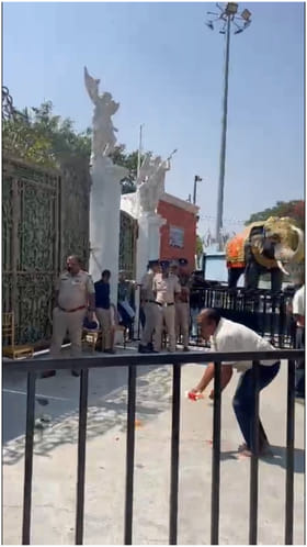 ಬಿಗ್ ಬಾಸ್ ಮನೆ ಎದುರು ಪೊಲೀಸ್ ಬಂದೋಬಸ್ತ್