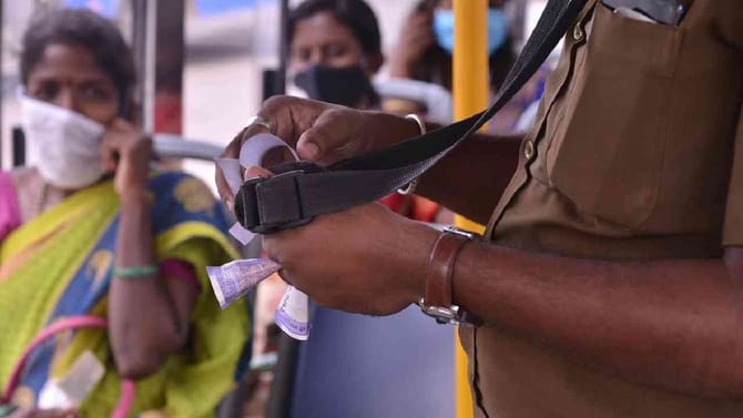 ಬಿಎಂಟಿಸಿಗೆ ಚಳ್ಳೆಹಣ್ಣು ತಿನ್ನಿಸುತ್ತಿದ್ದ ನಾಲ್ವರು ಕಂಡಕ್ಟರ್ ಸಸ್ಪೆಂಡ್!