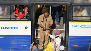 ಬಿಎಂಟಿಸಿ ಬಸ್​​​​​​​​ನಲ್ಲಿ 6 ರೂ. ಬದಲು 60 ಸಾವಿರ ರೂ ಫೋನ್ ಪೇ ಮಾಡಿದ ಪ್ರಯಾಣಿಕ, ಮುಂದೇನಾಯ್ತು ನೋಡಿ