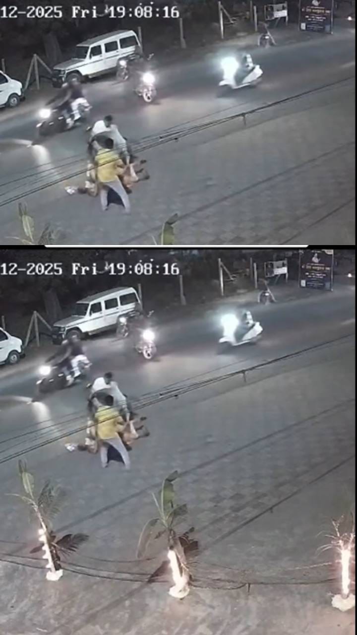 ರಸ್ತೆ ಬದಿ ನಡೆದುಕೊಂಡು ಹೋಗುತ್ತಿದ್ದ ದಂಪತಿ ಮೇಲೆ ಗೂಳಿ ದಾಳಿ