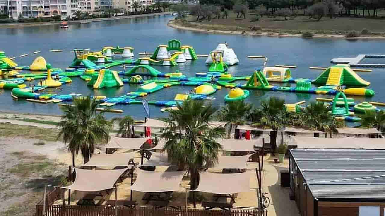 Cap dAgde: ಈ ನಗರದಲ್ಲಿ ಬಟ್ಟೆ ಧರಿಸಿ ಹೊರ ಬಂದರೆ ಬೀಳುತ್ತೆ ಭಾರೀ ದಂಡ