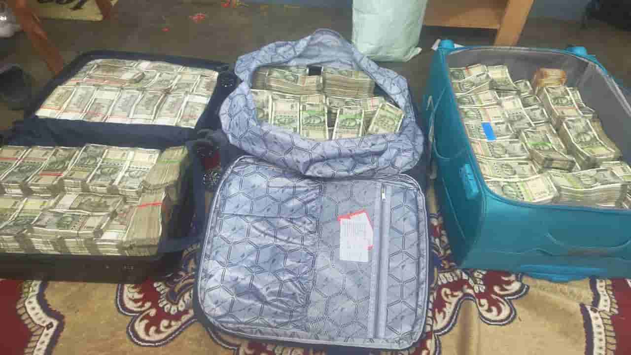 ಲಕ್ಷಾಂತರ ರೂ ಲಂಚ ಆರೋಪ: CPRI ಅಧಿಕಾರಿ ಮನೆ ಮೇಲೆ ಸಿಬಿಐ ದಾಳಿ, ಕೋಟ್ಯಂತರ ರೂ ಪತ್ತೆ