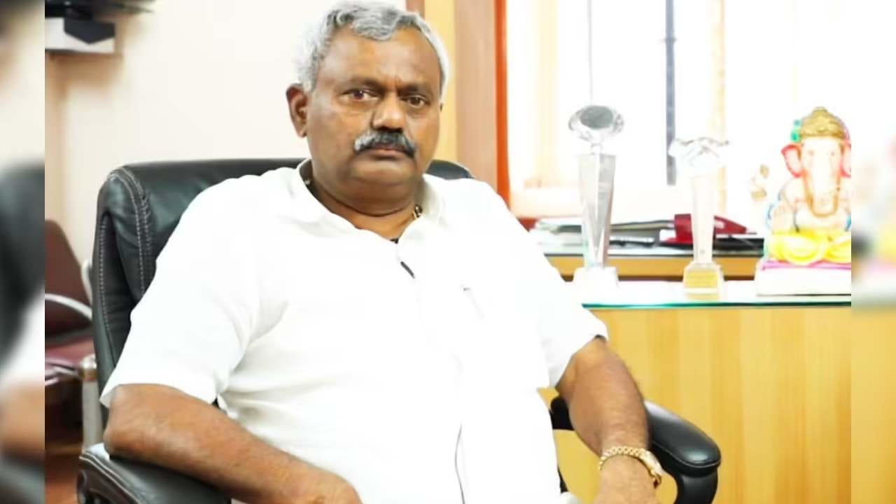 ಬಂಡೆ ಬ್ಲಾಸ್ಟ್ನಿಂದ 4 ಚಿರತೆಗಳು ಸಾವು: ಹೋರಾಟದ ಎಚ್ಚರಿಕೆ ಕೊಟ್ಟ ST ಸೋಮಶೇಖರ್, ಖಂಡ್ರೆ ಹೇಳಿದ್ದಿಷ್ಟು ಬಂಡೆ ಬ್ಲಾಸ್ಟ್ನಿಂದ 4 ಚಿರತೆಗಳು ಸಾವು: ಹೋರಾಟದ ಎಚ್ಚರಿಕೆ ಕೊಟ್ಟ ST ಸೋಮಶೇಖರ್, ಖಂಡ್ರೆ ಹೇಳಿದ್ದಿಷ್ಟು