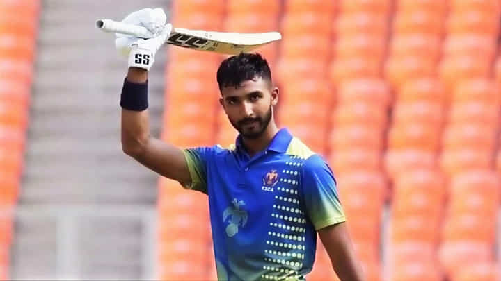 5 ಪಂದ್ಯಗಳಲ್ಲಿ 4ನೇ ಶತಕ ಸಿಡಿಸಿದ ದೇವದತ್ ಪಡಿಕ್ಕಲ್ 5 ಪಂದ್ಯಗಳಲ್ಲಿ 4ನೇ ಶತಕ ಸಿಡಿಸಿದ ದೇವದತ್ ಪಡಿಕ್ಕಲ್