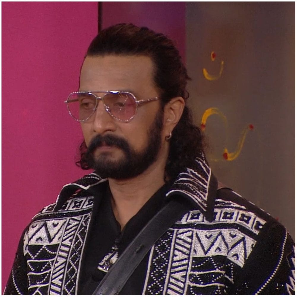 ಕಳೆದ ಬಾರಿ ಕಿಚ್ಚ ಧರಿಸಿದ್ದ ಜಾಕೇಟ್​​ಗಳ ಪೈಕಿ ಕೆಲವನ್ನು ಉಡುಗೊರೆಯಾಗಿ ನೀಡಿದ್ದರು. ರಜತ್ ಅವರು ಜಾಕೆಟ್​​​ನ ಉಡುಗೊರೆಯಾಗಿ ಕೇಳಿ ಪಡೆದಕೊಂಡಿದ್ದರು. ಈ ಬಾರಿಯೂ ಅವ ಜಾಕೆಟ್ ಓರ್ವ ಸ್ಪರ್ಧಿಗೆ ಗಿಫ್ಟ್ ಆಗಿ ಸಿಕ್ಕಿದೆ. 