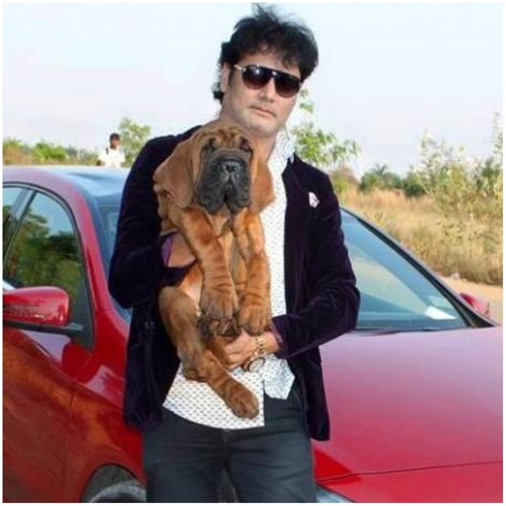 ಸತೀಶ್ ಕ್ಯಾಡಬಾಮ್ ಅವರು ಈ ಬಾರಿ ಬಿಗ್ ಬಾಸ್ ಮನೆಗೆ ಬಂದಿದ್ದರು. ಅವರು 18ನೇ ದಿನ ದೊಡ್ಮನೆಯಿಂದ ಹೊರ ಹೋದರು. ಮೂರನೇ ವಾರದ ಫಿನಾಲೆಗೂ ಮೊದಲು ನಡೆದ ಮಿಡ್ ವೀಕ್ ಎಲಿಮಿನೇಷನ್​​ ಅಲ್ಲಿ ಅವರು ಹೊರ ಹೋದರು. ಕಡಿಮೆ ಮತ ಅವರಿಗೆ ಸಿಕ್ಕಿತ್ತು. 