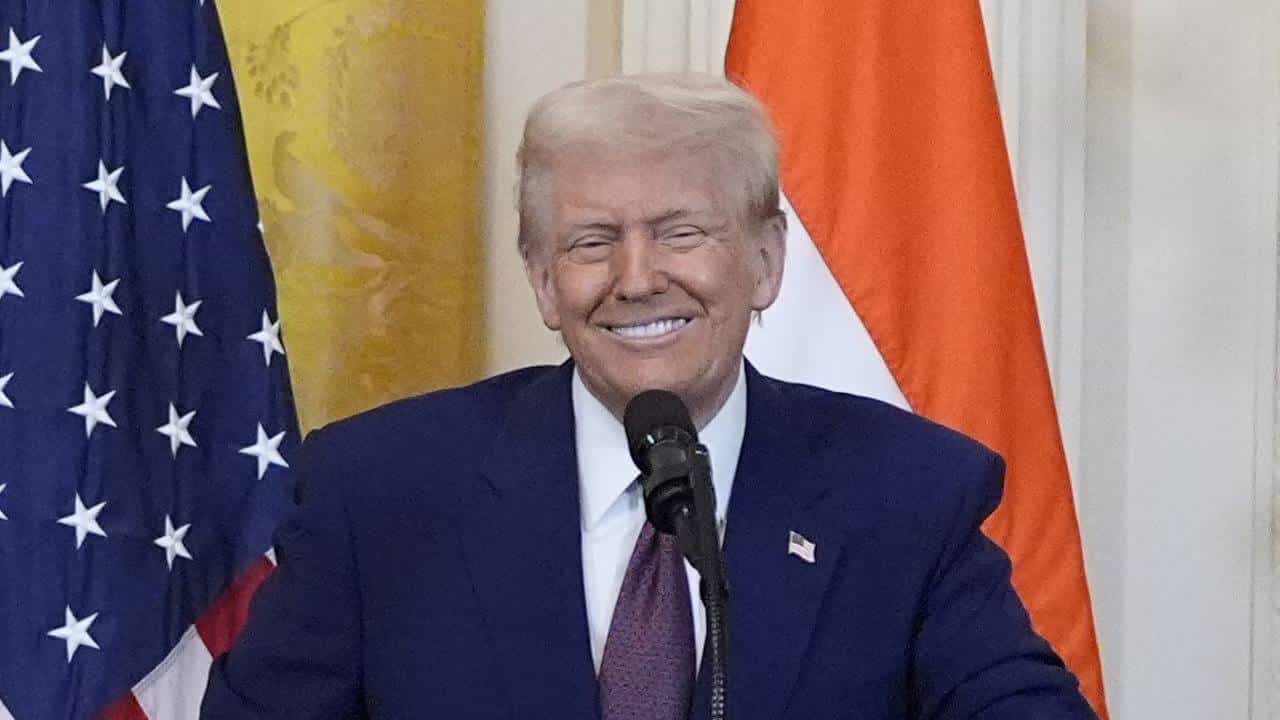 US threat: ರಷ್ಯನ್ ತೈಲ ಖರೀದಿ- ಭಾರತದ ಮೇಲೆ ಮತ್ತೆ ಟ್ಯಾರಿಫ್ ಬೆದರಿಕೆ ಹಾಕಿದ ಟ್ರಂಪ್ US threat: ರಷ್ಯನ್ ತೈಲ ಖರೀದಿ- ಭಾರತದ ಮೇಲೆ ಮತ್ತೆ ಟ್ಯಾರಿಫ್ ಬೆದರಿಕೆ ಹಾಕಿದ ಟ್ರಂಪ್