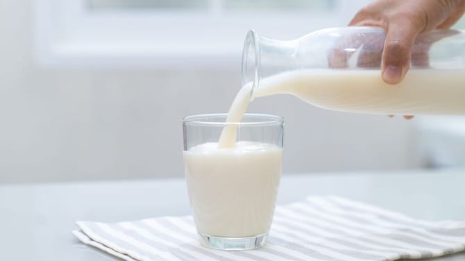 ಈ ಆರೋಗ್ಯ ಸಮಸ್ಯೆ ಇದ್ರೆ ಅಪ್ಪಿತಪ್ಪಿಯೂ ರಾತ್ರಿ ಮಲಗುವಾಗ ಹಾಲು ಕುಡಿಯಬೇಡಿ!