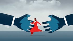 ಕುಡಿದ ಮತ್ತಲ್ಲಿ ಯುವತಿಯೊಂದಿಗೆ ಅಸಭ್ಯ ವರ್ತನೆ, ಪೊಲೀಸರ ಮೇಲೆಯೂ ಹಲ್ಲೆ!