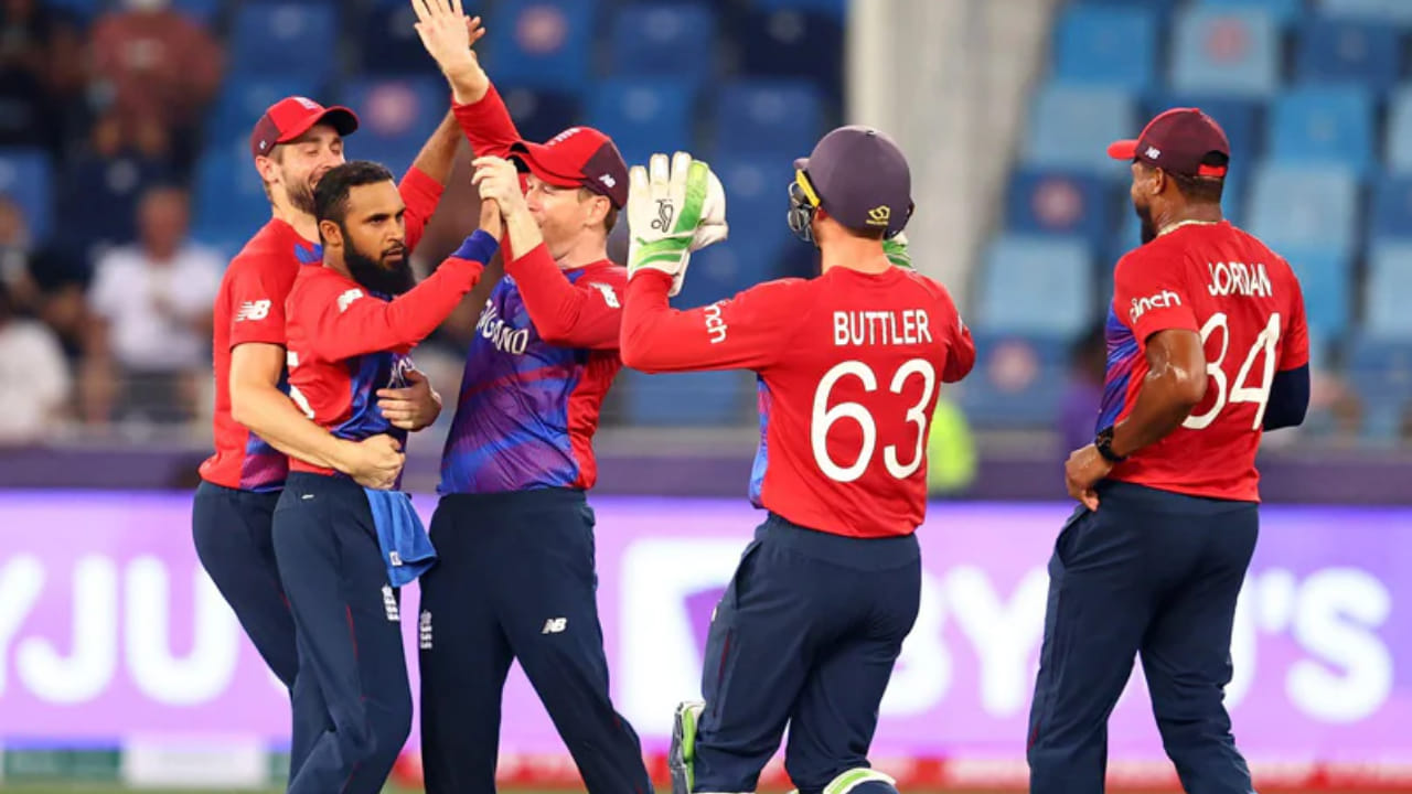 ವಾಸ್ತವವಾಗಿ, ಪಾಕಿಸ್ತಾನದೊಂದಿಗಿನ ಸಂಬಂಧಗಳು ಹದಗೆಟ್ಟಿರುವುದರಿಂದ, ಭಾರತ ಸರ್ಕಾರ ಇತ್ತೀಚೆಗೆ ಈ ವೀಸಾ ನೀತಿಯನ್ನು ಅಳವಡಿಸಿಕೊಂಡಿದೆ. ಭಾರತ ಪ್ರವಾಸ ಮಾಡುವ ಯಾವುದೇ ತಂಡದಲ್ಲಿ ಪಾಕಿಸ್ತಾನಿ ಮೂಲದ ಸದಸ್ಯರಿಗೆ ವೀಸಾ ಪರಿಶೀಲನೆ ಹೆಚ್ಚು ಕಠಿಣವಾಗಿದ್ದು, ಆಗಾಗ್ಗೆ ವಿಳಂಬಕ್ಕೆ ಕಾರಣವಾಗುತ್ತದೆ. 