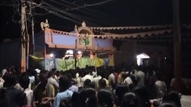 ಗದಗ: ಆಂಜನೇಯ ದೇಗುಲದಲ್ಲಿ 3 ದಿನಗಳಿಂದ ನಿರಂತರ ನಿಗೂಢ ಗೆಜ್ಜೆ ಶಬ್ದ!