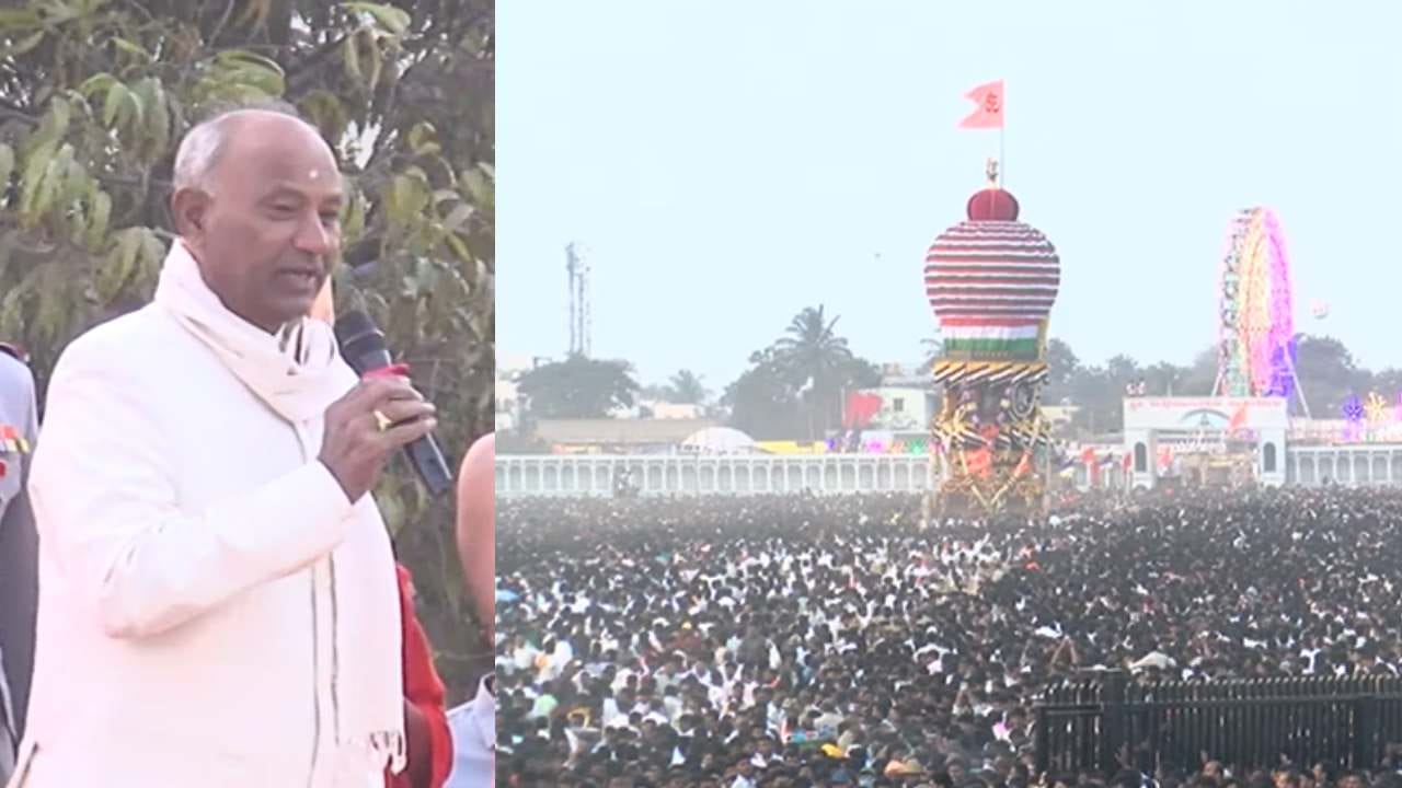 ಇನ್ನು ರಥೋತ್ಸವಕ್ಕೆ ಚಾಲನೆ ಸಿಗುತ್ತಿದ್ದಂತೆ 'ಗವಿಸಿದ್ದೇಶ್ವರ ಮಹಾರಾಜ್ ಕೀ ಜೈ' ಎಂಬ ಘೋಷಣೆ ಮುಗಿಲು ಮುಟ್ಟಿತು. ಸುಮಾರು 8 ರಿಂದ 10 ಲಕ್ಷ ಭಕ್ತರು ಈ ಐತಿಹಾಸಿಕ ಕ್ಷಣಕ್ಕೆ ಸಾಕ್ಷಿಯಾದರು. ರಾಜ್ಯಪಾಲ ವಿಜಯಶಂಕರ್ ಅವರು ತಮ್ಮ ಭಾಷಣದಲ್ಲಿ, "ನನ್ನ ತವರು ಜಿಲ್ಲೆಯ ಈ ಭಕ್ತಿ ಪರಾಕಾಷ್ಠೆ ಕಂಡು ಧನ್ಯನಾದೆ" ಎಂದು ಭಾವುಕರಾದರು.
