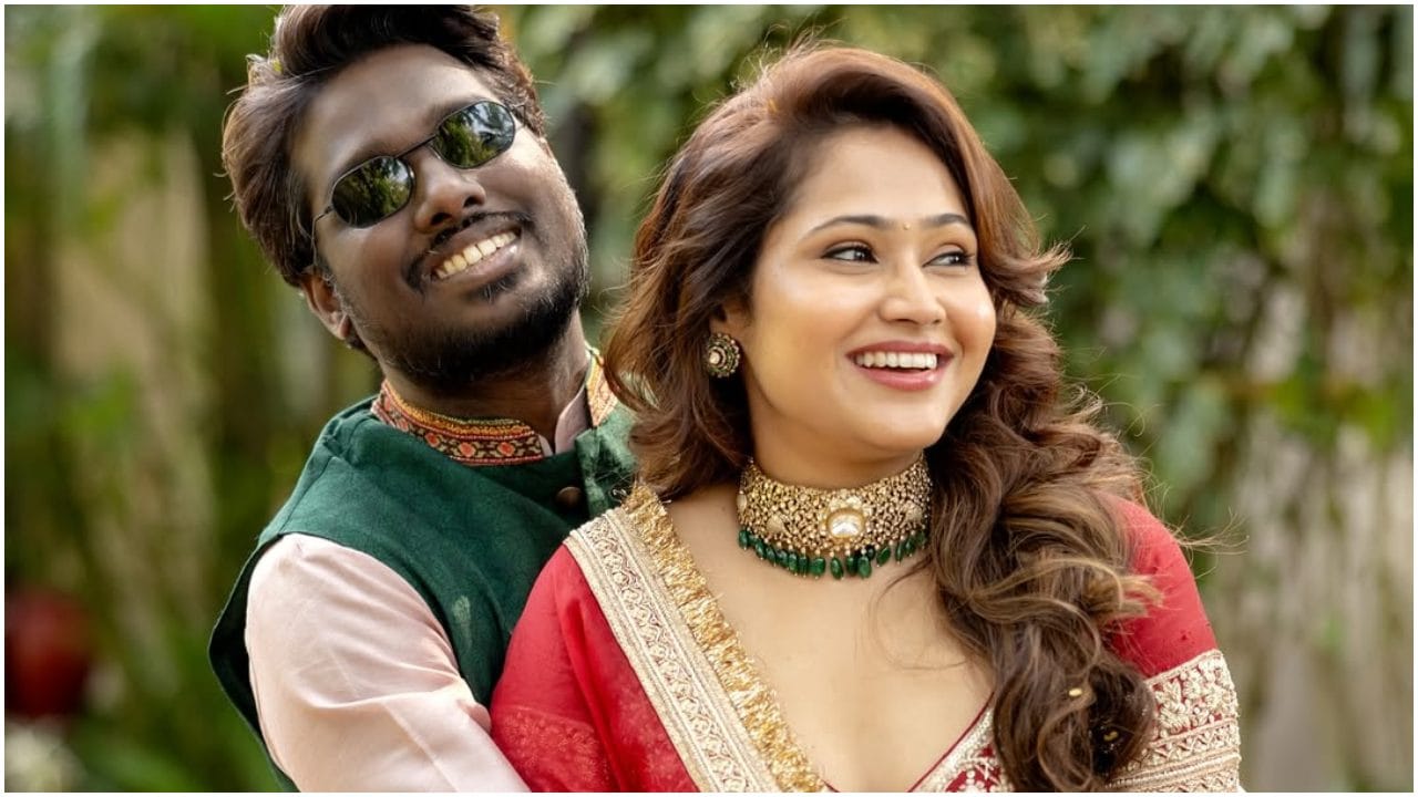 ಪ್ರಿಯಾ ಅಟ್ಲಿ ಅವರು ನಟಿಯಾಗಿದ್ದರು. ಅವರು ನಿರ್ಮಾಪಕಿ ಕೂಡ ಹೌದು. ಇಬ್ಬರೂ ಗೆಳೆಯರಾಗಿದ್ದರು. ನಂತರ ಇವರು ವಿವಾಹ ಆದರು. ಈಗ ಇವರ ಕುಟುಂಬ ಹಿರಿದಾಗುತ್ತಿದೆ ಎಂಬುದು ವಿಶೇಷ. 