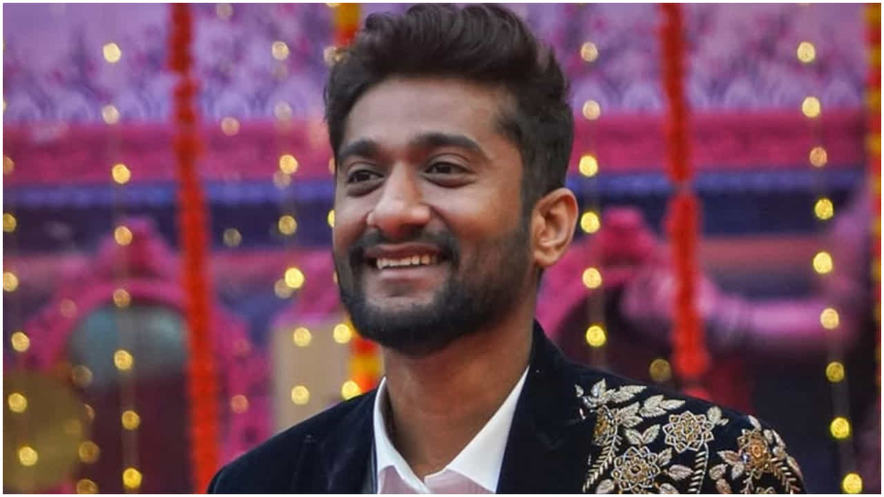 ಗಿಲ್ಲಿ ಶ್ರೀಮಂತನಾ? ಬಡವನ? ಯಾರು ಏನು ಹೇಳಿದರು? ಗಿಲ್ಲಿ ಶ್ರೀಮಂತನಾ? ಬಡವನ? ಯಾರು ಏನು ಹೇಳಿದರು?