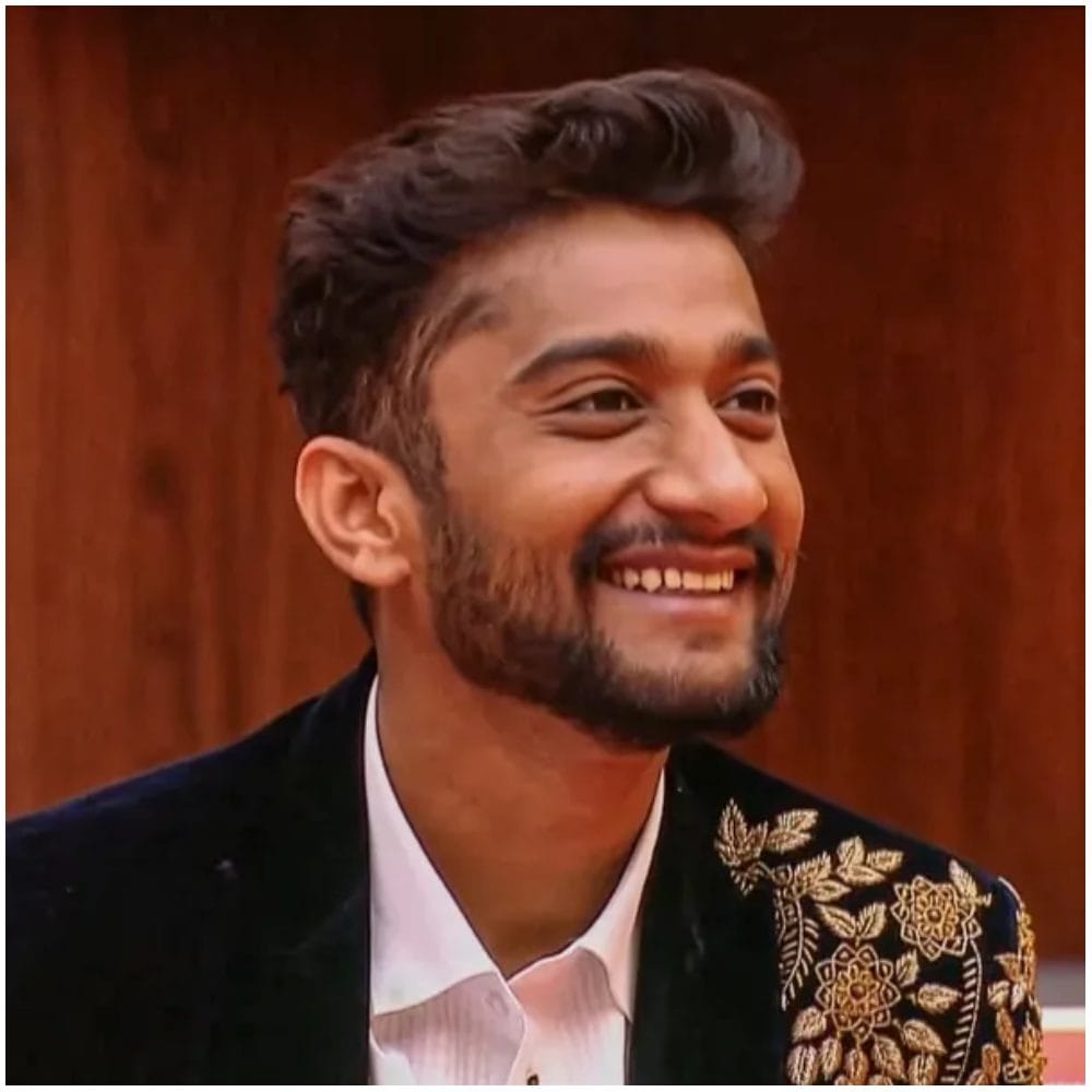 ಪ್ರತಿ ಕಲಾವಿದರಿಗೂ, ಅದರಲ್ಲೂ ಯುವ ಕಲಾವಿದರಿಗೆ ಪುನೀತ್ ರಾಜ್ಕುಮಾರ್ ಎಂದರೆ ವಿಶೇಷ ಪ್ರೀತಿ ಇರುತ್ತದೆ. ಇದಕ್ಕೆ ಗಿಲ್ಲಿ ಕೂಡ ಹೊರತಾಗಿಲ್ಲ. ಅವರು ಪುನೀತ್ ಸ್ಮಾರಕಕ್ಕೆ ತೆರಳೋಕೆ ಮರೆತಿಲ್ಲ ಎಂಬುದು ವಿಶೇಷ.