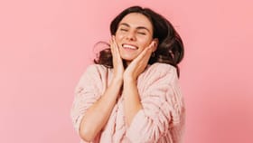 ತ್ವಚೆಯ ಕಾಂತಿಯನ್ನು ಹೆಚ್ಚಿಸಲು ರಾತ್ರಿ ವೇಳೆ ಈ ಅಭ್ಯಾಸಗಳನ್ನು ಪಾಲಿಸಿ