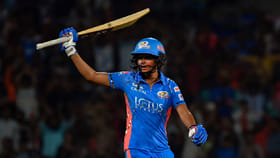 WPLನಲ್ಲಿ ಹೊಸ ಇತಿಹಾಸ ನಿರ್ಮಿಸಿದ ಹರ್ಮನ್​ಪ್ರೀತ್ ಕೌರ್