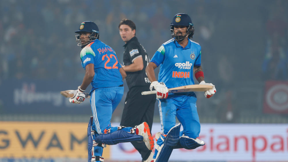 IND vs NZ: ಏಕಪಕ್ಷೀಯವಾಗಿ ಗೆಲ್ಲುವ ಪಂದ್ಯವನ್ನು ರೋಚಕಗೊಳಿಸಿ ಗೆದ್ದ ಟೀಂ ಇಂಡಿಯಾ