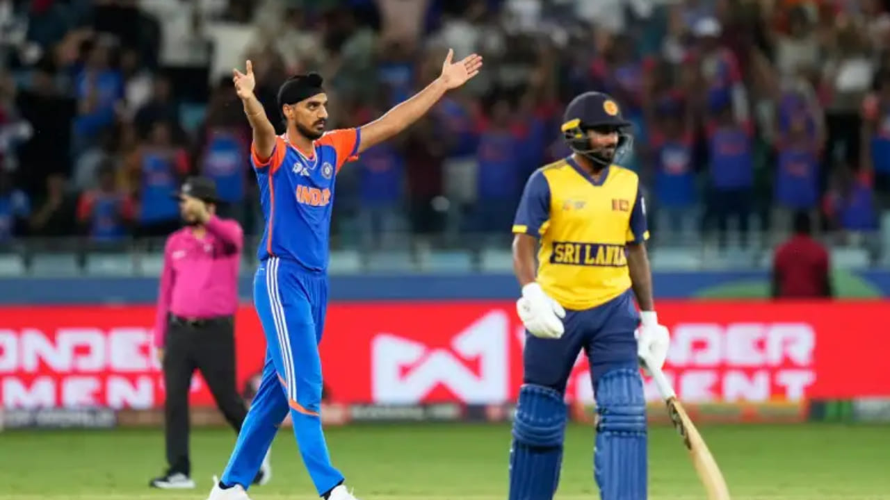 ಪ್ರಸ್ತುತ ನ್ಯೂಜಿಲೆಂಡ್ ವಿರುದ್ಧದ ಸರಣಿಗೆ ತಯಾರಿ ನಡೆಸುತ್ತಿರುವ ಟೀಂ ಇಂಡಿಯಾ ಆ ಬಳಿಕ ಟಿ20 ವಿಶ್ವಕಪ್​ಗೆ ಸಜ್ಜಾಗಲಿದೆ. ಇನ್ನು ಟೀಂ ಇಂಡಿಯಾದ ಈ ವರ್ಷದ ಕ್ಯಾಲೆಂಡರ್​ನಲ್ಲಿ ಶ್ರೀಲಂಕಾ ಪ್ರವಾಸವೂ ಸೇರಿದೆ. ಆ ಪ್ರಕಾರ ಟೀಂ ಇಂಡಿಯಾ ಆಗಸ್ಟ್‌ನಲ್ಲಿ ಶ್ರೀಲಂಕಾ ಪ್ರವಾಸ ಕೈಗೊಳ್ಳಲಿದ್ದು, ಅಲ್ಲಿ ಟೆಸ್ಟ್ ಸರಣಿಯ ಜೊತೆಗೆ ಟಿ20 ಪಂದ್ಯಗಳ ಸರಣಿಯನ್ನು ಆಡಲಿದೆ. 