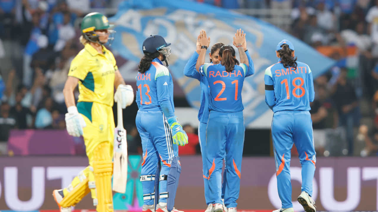 IND vs AUS: ಭಾರತ-ಆಸ್ಟ್ರೇಲಿಯಾ ನಡುವೆ 3 ಮಾದರಿಯ ಸರಣಿ; ವೇಳಾಪಟ್ಟಿ ಪ್ರಕಟ IND vs AUS: ಭಾರತ-ಆಸ್ಟ್ರೇಲಿಯಾ ನಡುವೆ 3 ಮಾದರಿಯ ಸರಣಿ; ವೇಳಾಪಟ್ಟಿ ಪ್ರಕಟ