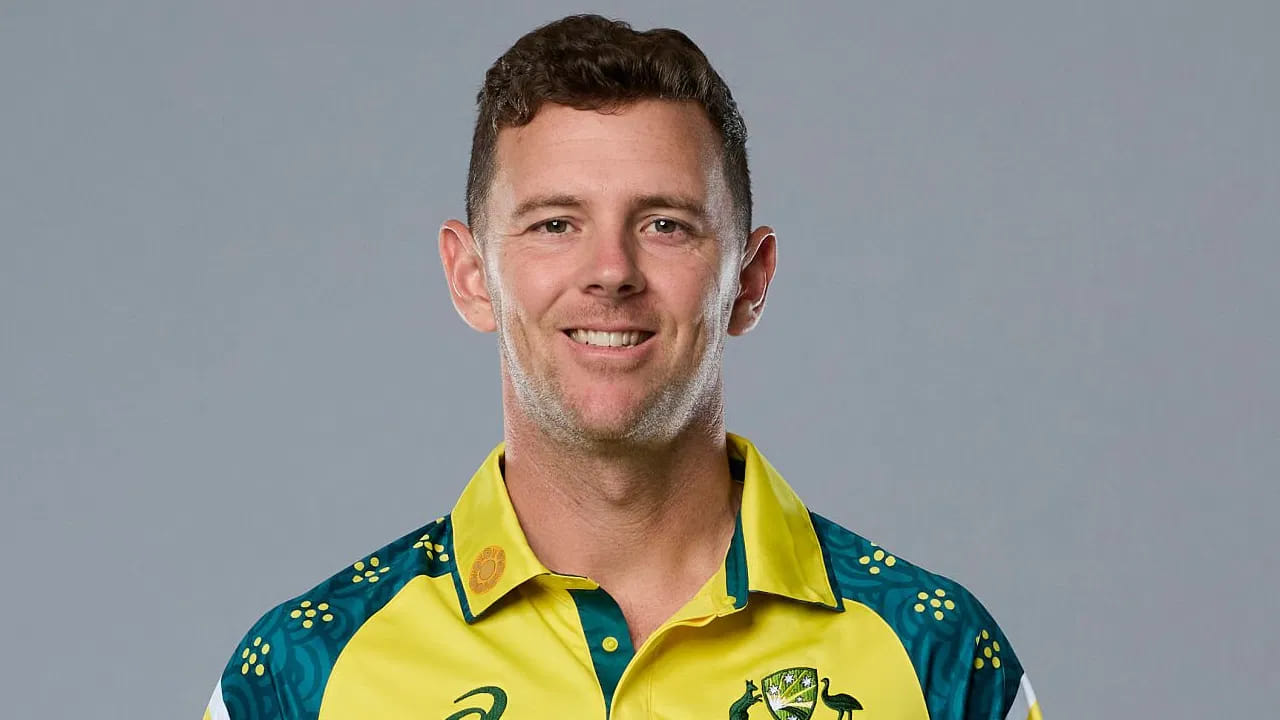 ಇದೀಗ ಗಾಯಗೊಂಡಿದ್ದ ಜೋಶ್ ಹೇಝಲ್​ವುಡ್ ಕಡೆಯಿಂದ ಗುಡ್ ನ್ಯೂಸ್ ಸಿಕ್ಕಿದೆ. ಸ್ನಾಯು ಸೆಳೆತ ಮತ್ತು ಅಕಿಲೀಸ್ ಗಾಯದಿಂದ ಬಳಲುತ್ತಿದ್ದ ಹೇಝಲ್​ವುಡ್ ಇದೀಗ ಸಂಪೂರ್ಣವಾಗಿ ಚೇತರಿಸಿಕೊಂಡಿದ್ದು, ಇದೇ ವಾರದೊಳಗೆ ಮತ್ತೆ ಅಭ್ಯಾಸವನ್ನು ಆರಂಭಿಸಲಿದ್ದಾರೆ ಎಂದು ವರದಿಯಾಗಿದೆ.