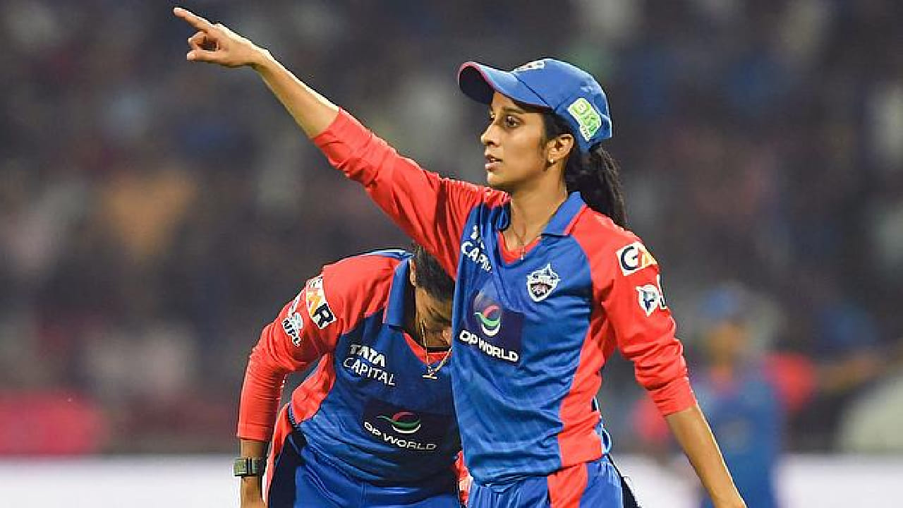 ಒಂದು ವೇಳೆ ಈ ತಪ್ಪನ್ನು ಮೂರನೇ ಬಾರಿ ಆವರ್ತಿಸಿದರೆ, ತಂಡದ ನಾಯಕಿಗೆ 30 ಲಕ್ಷ ದಂಡ ವಿಧಿಸಲಿದ್ದಾರೆ. ಅಲ್ಲದೆ ನಾಯಕಿಯು ಒಂದು ಪಂದ್ಯದಿಂದ ನಿಷೇಧಕ್ಕೊಳಗಾಗಲಿದ್ದಾರೆ. ಹಾಗೆಯೇ ಪ್ಲೇಯಿಂಗ್ ಇಲೆವೆನ್​ನ 10 ಆಟಗಾರರಿಗೆ 12 ಲಕ್ಷ ಅಥವಾ ಅವರ ಪಂದ್ಯದ ಶುಲ್ಕದ 50% ದಂಡ ಪಾವತಿಸಬೇಕಾಗುತ್ತದೆ. ಹೀಗಾಗಿ ಮುಂದಿನ ಪಂದ್ಯಗಳಲ್ಲಿ ಜೆಮಿಮಾ ರೊಡ್ರಿಗಸ್ ಡೆಲ್ಲಿ ಕ್ಯಾಪಿಟಲ್ಸ್ ತಂಡವು ಸ್ಲೋ ಓವರ್ ರೇಟ್ ತಪ್ಪು ಮಾಡದಂತೆ ಎಚ್ಚರಿಕೆವಹಿಸಬೇಕಾಗುತ್ತದೆ.