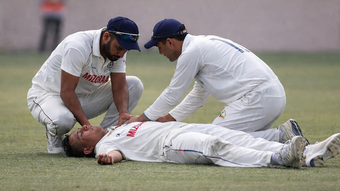 ಪಂದ್ಯದ ವೇಳೆ ಕುಸಿದು ಬಿದ್ದು 38 ವರ್ಷದ ಭಾರತೀಯ ಕ್ರಿಕೆಟಿಗ ನಿಧನ