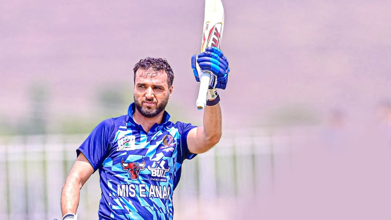 ಇದಕ್ಕೂ ಮುನ್ನ ಈ ದಾಖಲೆ ಅಫ್ಘಾನಿಸ್ತಾನದ ಶಾಹಿದುಲ್ಲಾ ಕಮಾಲ್ ಹೆಸರಿನಲ್ಲಿತ್ತು. 2014ರ ಅಂಡರ್ 19 ವಿಶ್ವಕಪ್​ನಲ್ಲಿ ವೆಸ್ಟ್ ಇಂಡೀಸ್ ವಿರುದ್ಧ ಅರ್ಧಶತಕ ಬಾರಿಸಿದಾಗ ಶಾಹಿದುಲ್ಲಾ ಕಮಾಲ್ ವಯಸ್ಸು 15 ವರ್ಷ, 19 ದಿನಗಳು. ಈ ಮೂಲಕ ಅಂಡರ್-19 ವಿಶ್ವಕಪ್​ನಲ್ಲಿ ಹಾಫ್ ಸೆಂಚುರಿ ಸಿಡಿಸಿದ ಅತ್ಯಂತ ಕಿರಿಯ ಬ್ಯಾಟರ್ ಎನಿಸಿಕೊಂಡಿದ್ದರು.