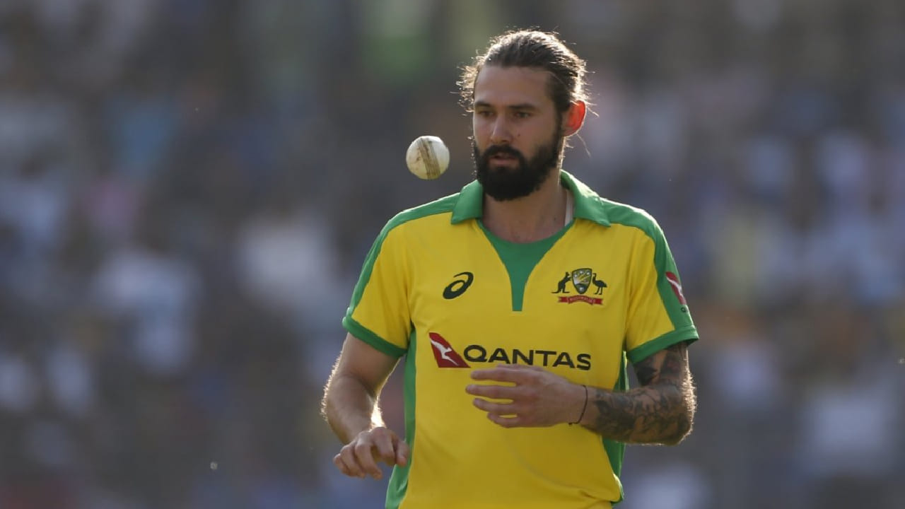 ಇದಾಗ್ಯೂ ಆಸ್ಟ್ರೇಲಿಯಾ ಟಿ20 ತಂಡದ ಭಾಗವಾಗಿ ಮುಂದುವರೆದಿದ್ದ ಕೇನ್ ರಿಚರ್ಡ್ಸನ್ 36 ಪಂದ್ಯಗಳಲ್ಲಿ ಒಟ್ಟು  756 ಎಸೆತಗಳನ್ನು ಎಸೆದಿದ್ದಾರೆ. ಈ ವೇಳೆ 1056 ರನ್ ನೀಡುವ ಮೂಲಕ ಅವರು ಪಡೆದಿರುವುದು ಬರೋಬ್ಬರಿ 45 ವಿಕೆಟ್​ಗಳನ್ನು.