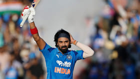 8ನೇ ಏಕದಿನ ಶತಕ ಸಿಡಿಸಿದ ಕನ್ನಡಿಗ ಕೆಎಲ್ ರಾಹುಲ್