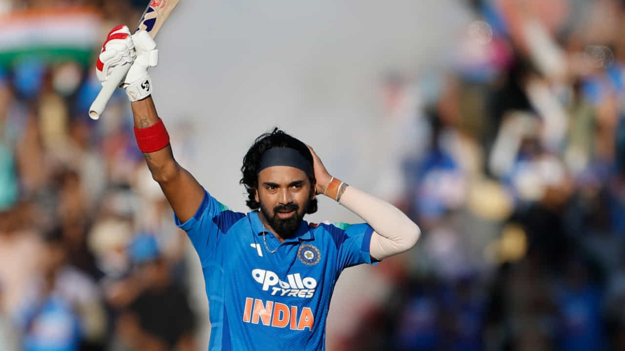 IND vs NZ: ಸಂಕಷ್ಟದಲ್ಲಿದ್ದ ತಂಡಕ್ಕೆ ಅಜೇಯ ಶತಕದ ಮೂಲಕ ಆಸರೆಯಾದ ಕೆಎಲ್ ರಾಹುಲ್ IND vs NZ: ಸಂಕಷ್ಟದಲ್ಲಿದ್ದ ತಂಡಕ್ಕೆ ಅಜೇಯ ಶತಕದ ಮೂಲಕ ಆಸರೆಯಾದ ಕೆಎಲ್ ರಾಹುಲ್