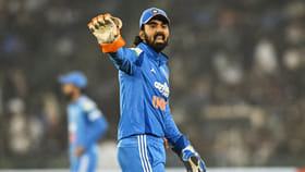 ತಮಿಳು ಮಾತನಾಡಿದ ರಾಹುಲ್: ಪಂದ್ಯದ ನಡುವೆ 'ರಾಷ್ಟ್ರಭಾಷೆ'ಯ ಚರ್ಚೆ!